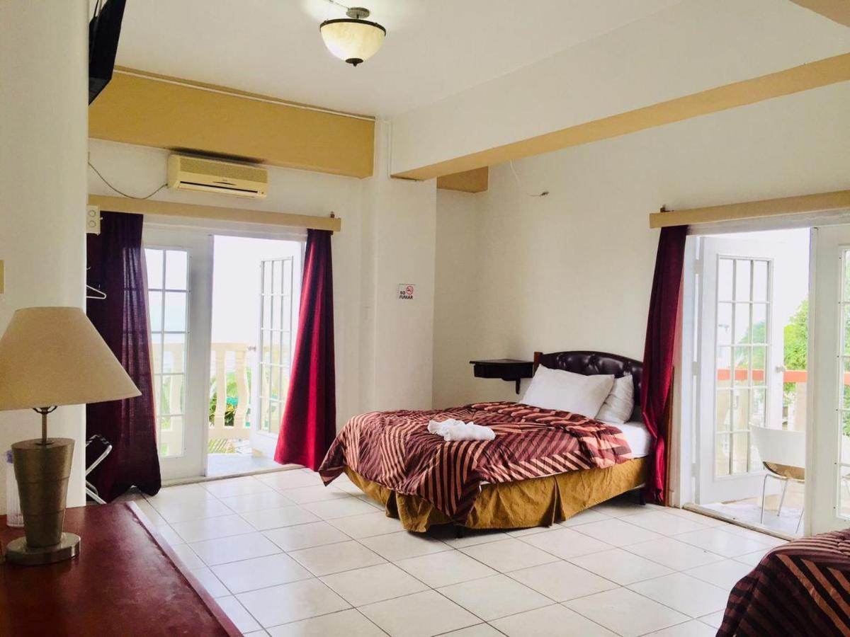 Hotel Art Deco Beach La Ceiba Esterno foto
