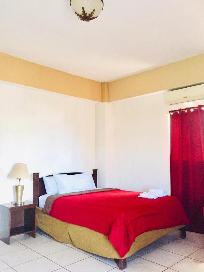 Hotel Art Deco Beach La Ceiba Esterno foto