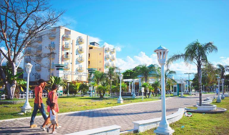 Hotel Art Deco Beach La Ceiba Esterno foto
