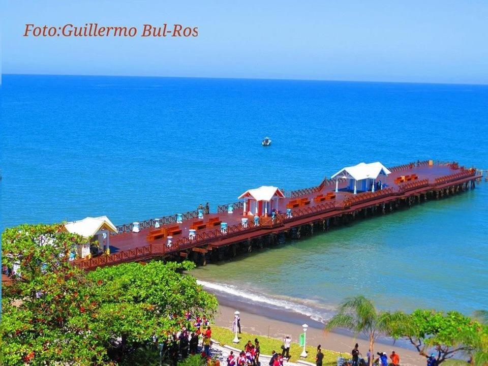 Hotel Art Deco Beach La Ceiba Esterno foto